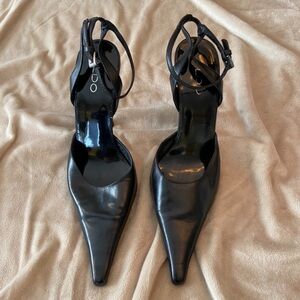 ALDO BLACK POINTY TOE SHOE SIZE 39/8